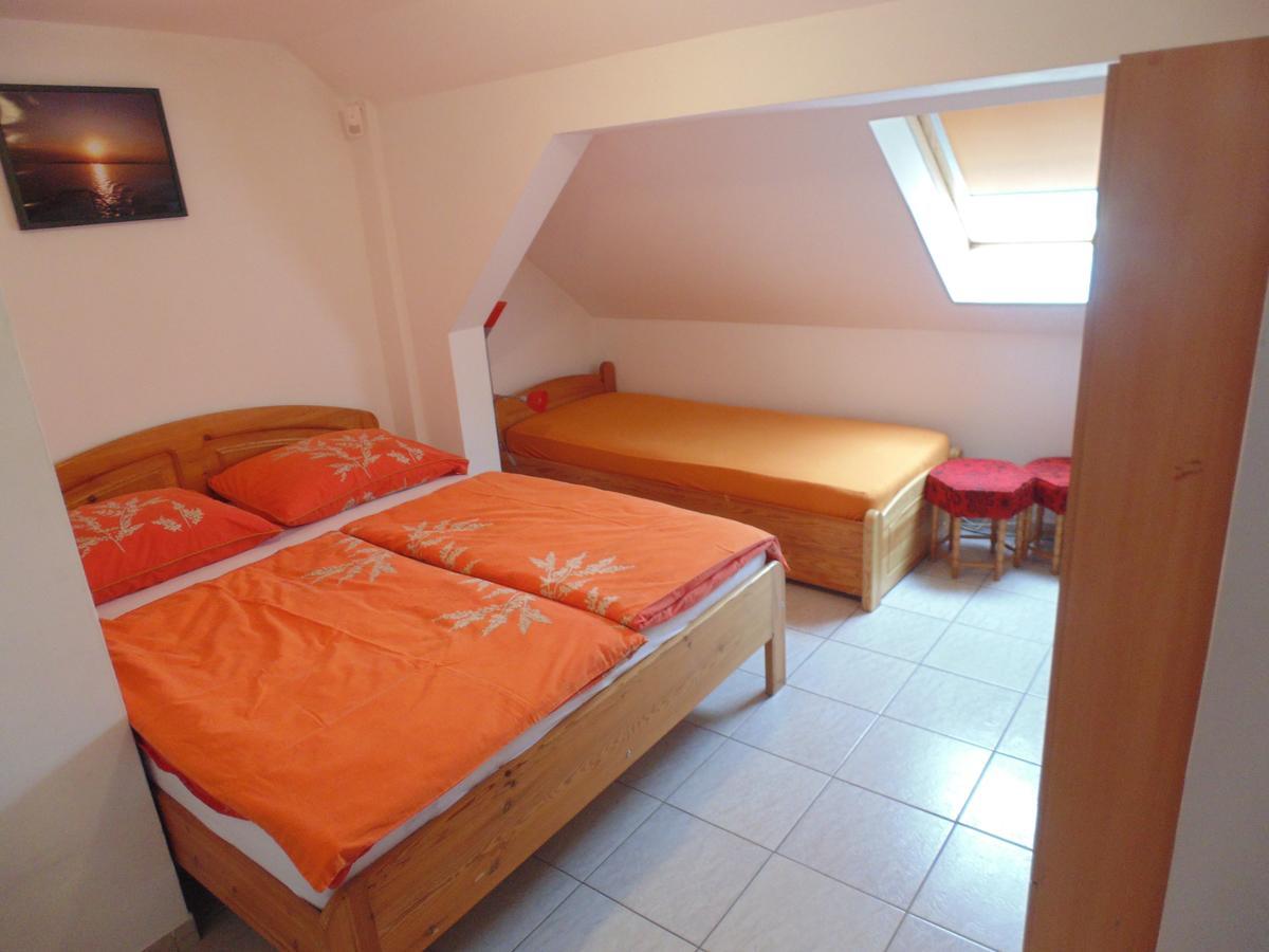 Almos Apartman Siófok Exteriér fotografie
