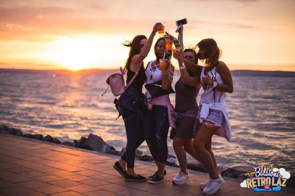 Almos Apartman Siófok Exteriér fotografie